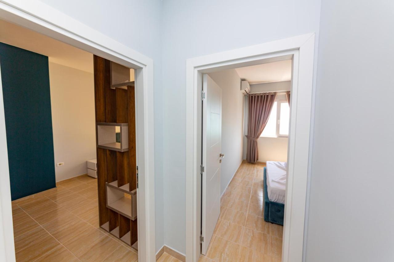 Ponari S Hotel Kryemëdhej Екстериор снимка