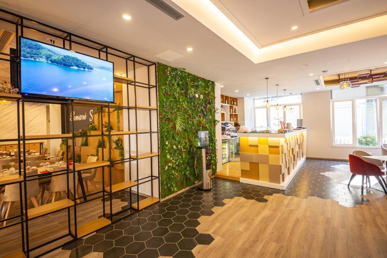 Ponari S Hotel Kryemëdhej Екстериор снимка