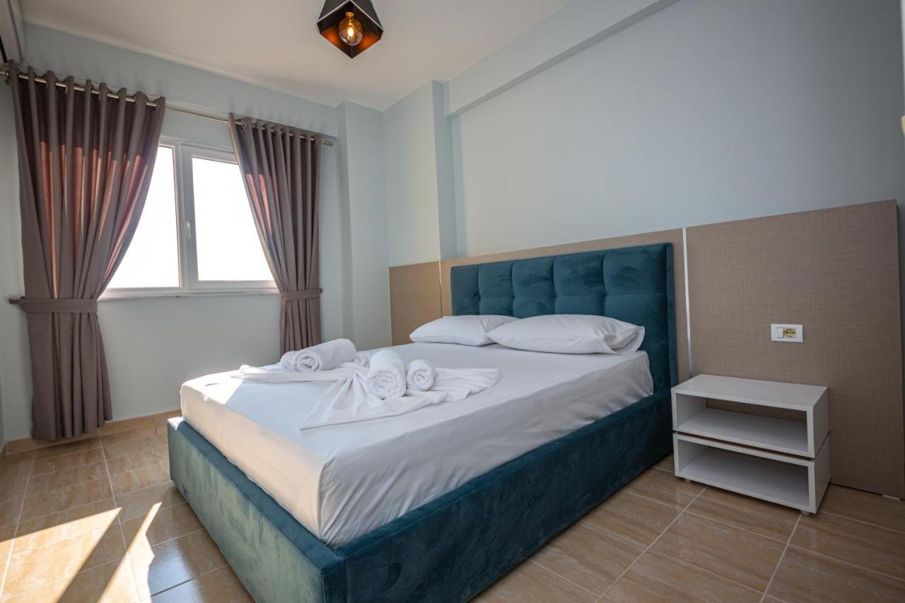 Ponari S Hotel Kryemëdhej Стая снимка