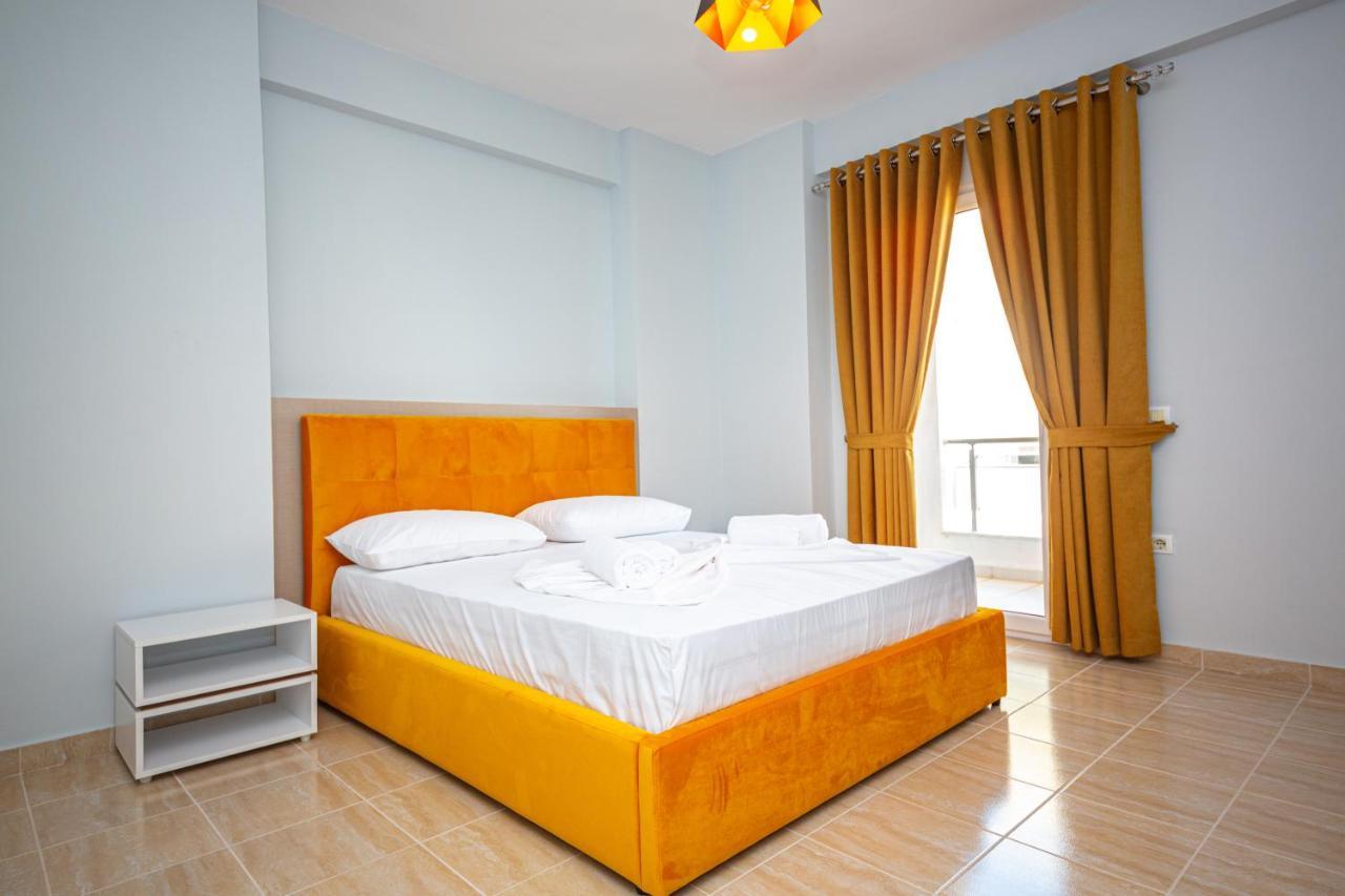Ponari S Hotel Kryemëdhej Екстериор снимка