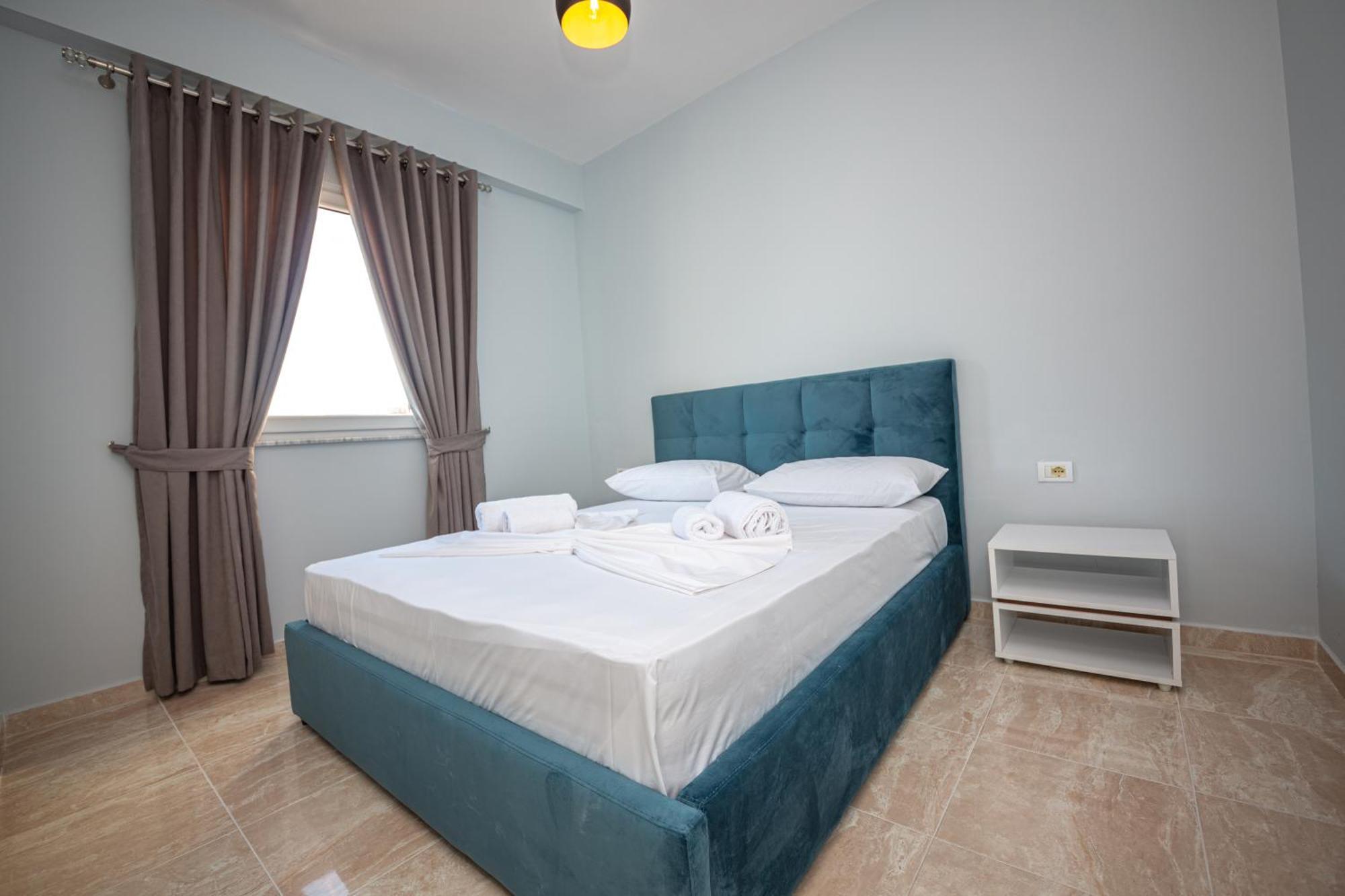 Ponari S Hotel Kryemëdhej Стая снимка