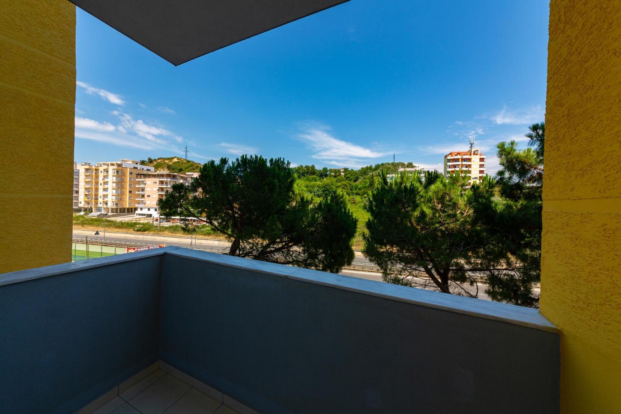 Ponari S Hotel Kryemëdhej Стая снимка